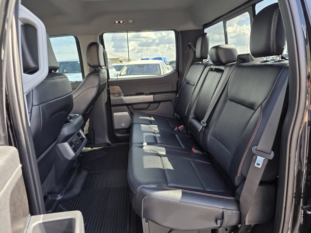 Used 2023 Ford F350 Lariat w/ FX4 Off-Road Package AWD/4WD image 19