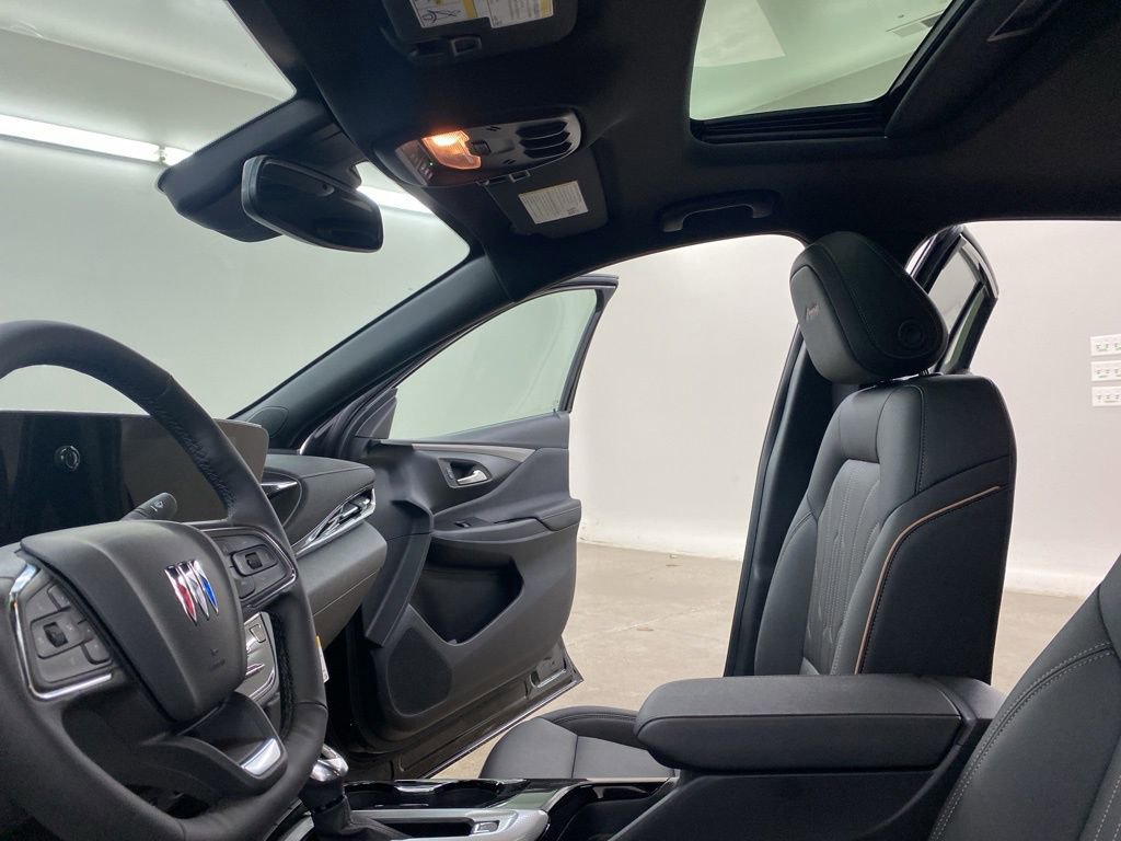 New 2025 Buick Envista Avenir image 35