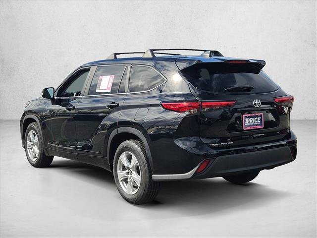Used 2023 Toyota Highlander L image 8