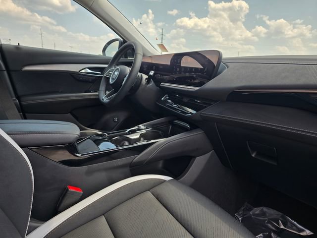 Used 2025 Buick Envision Sport Touring AWD/4WD image 22