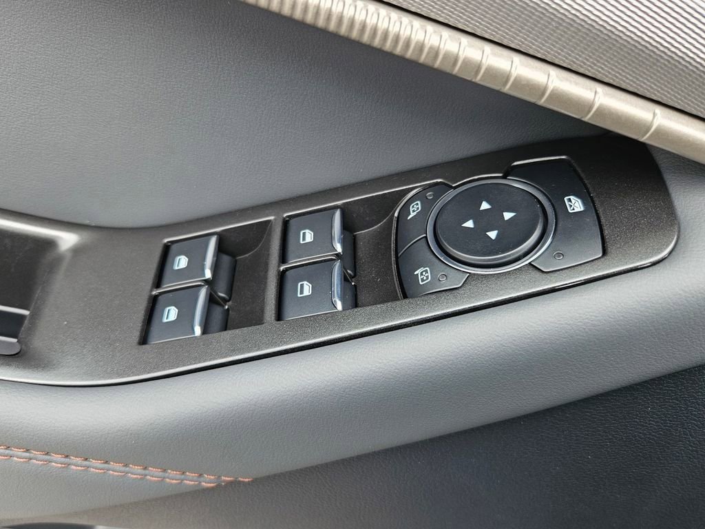 New 2026 Ford Explorer Active w/ Active Comfort Package image 11