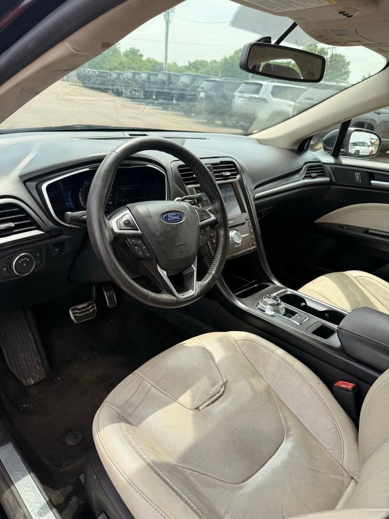 Used 2018 Ford Fusion Titanium AWD/4WD image 16