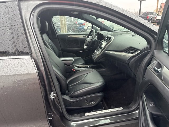 Used 2017 Lincoln MKC Premiere image 15