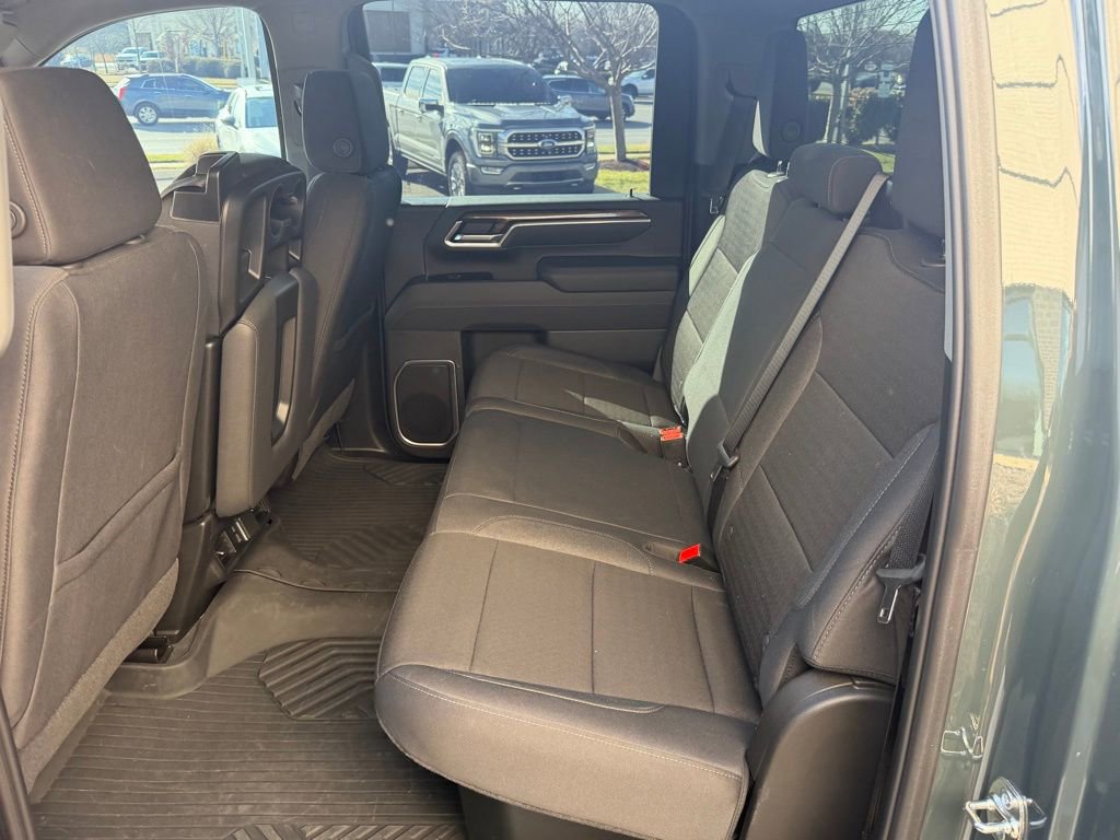 Used 2025 Chevrolet Silverado 2500 LT w/ All Star Edition image 18