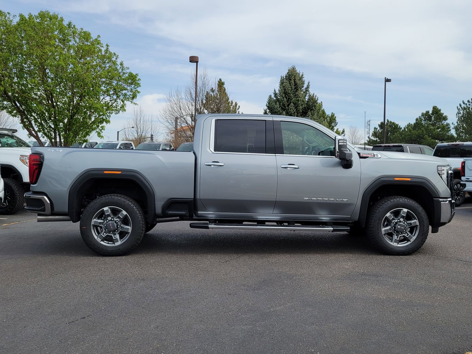 New 2026 GMC Sierra 2500 SLT w/ SLT Premium Package AWD/4WD image 2