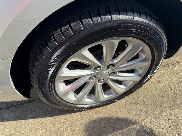 Used 2016 Buick LaCrosse Leather image 20