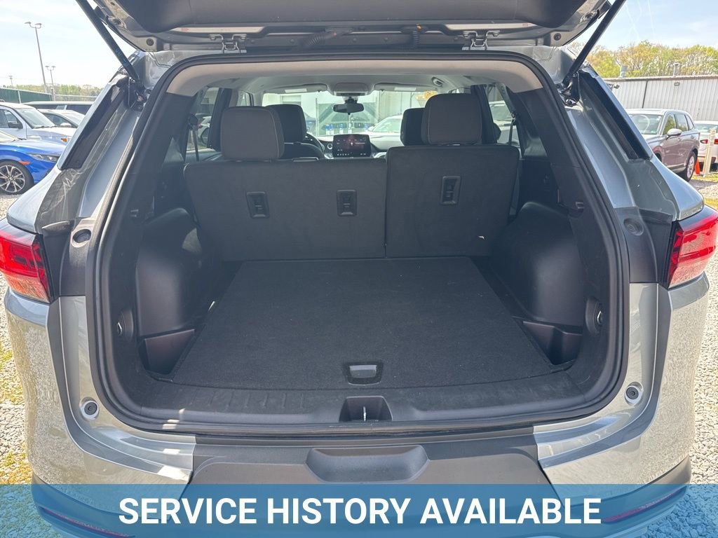 Used 2025 Chevrolet Blazer LT image 8