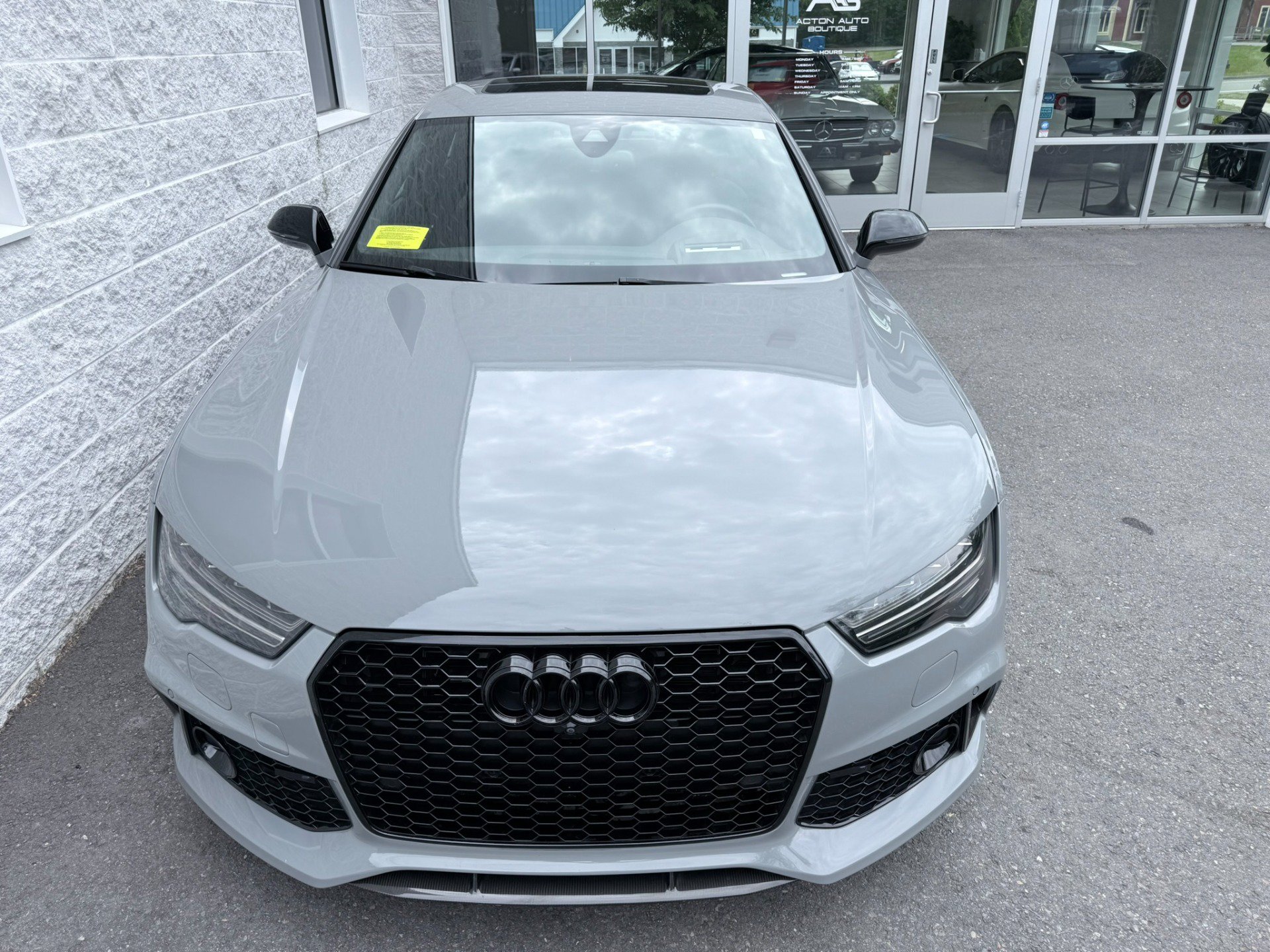 Used 2016 Audi RS 7 Prestige w/ Carbon-Optic Package AWD/4WD image 9