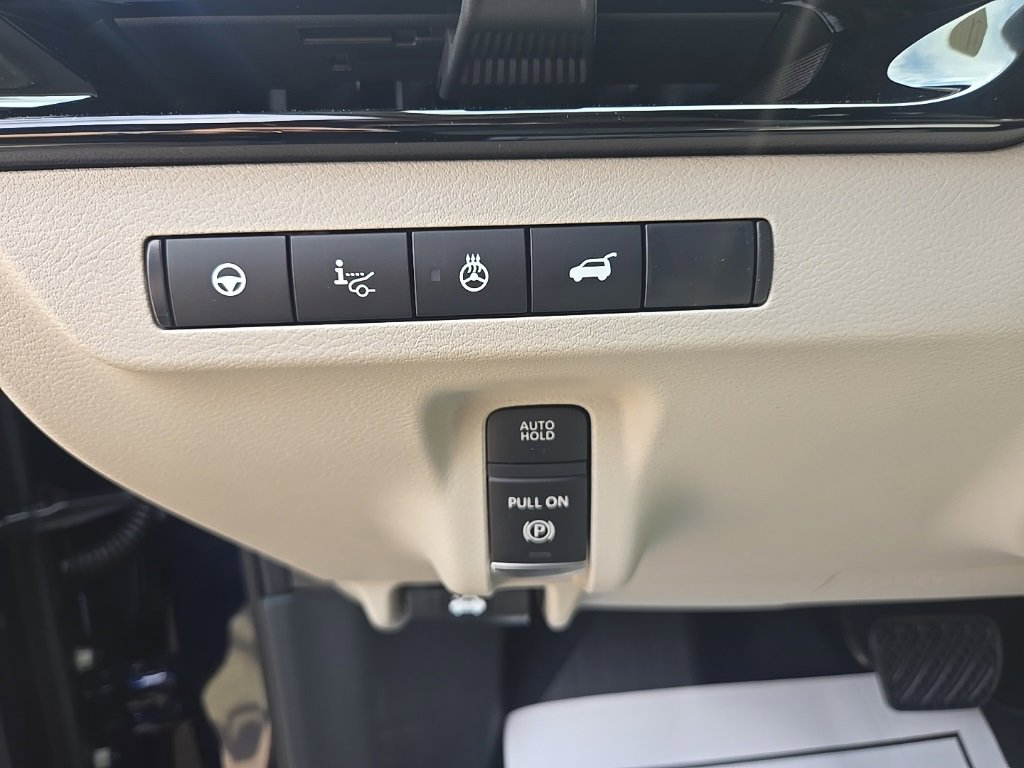 New 2025 Nissan Murano Platinum w/ Cargo Package image 22