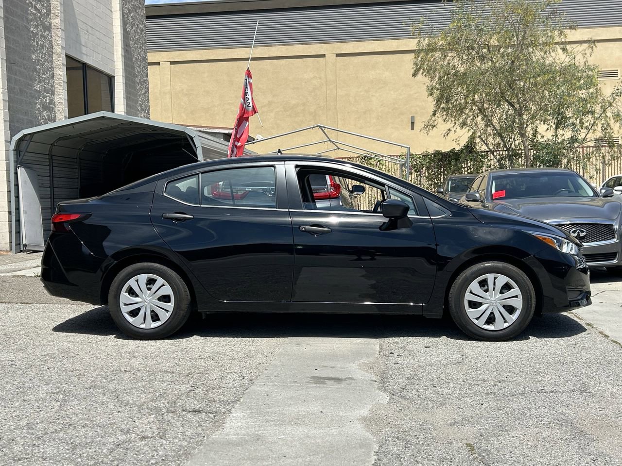 Certified 2023 Nissan Versa S w/ Trunk Package image 3