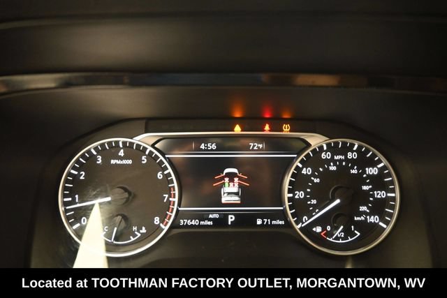 Used 2022 Nissan Pathfinder Platinum w/ Cargo Package AWD/4WD image 24