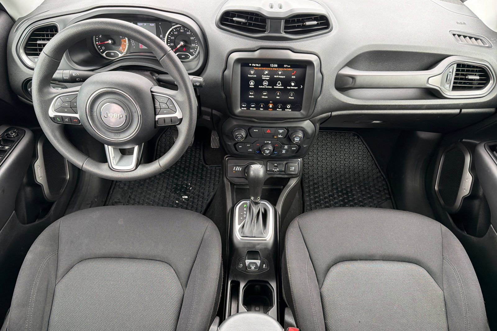 Used 2023 Jeep Renegade Latitude image 10