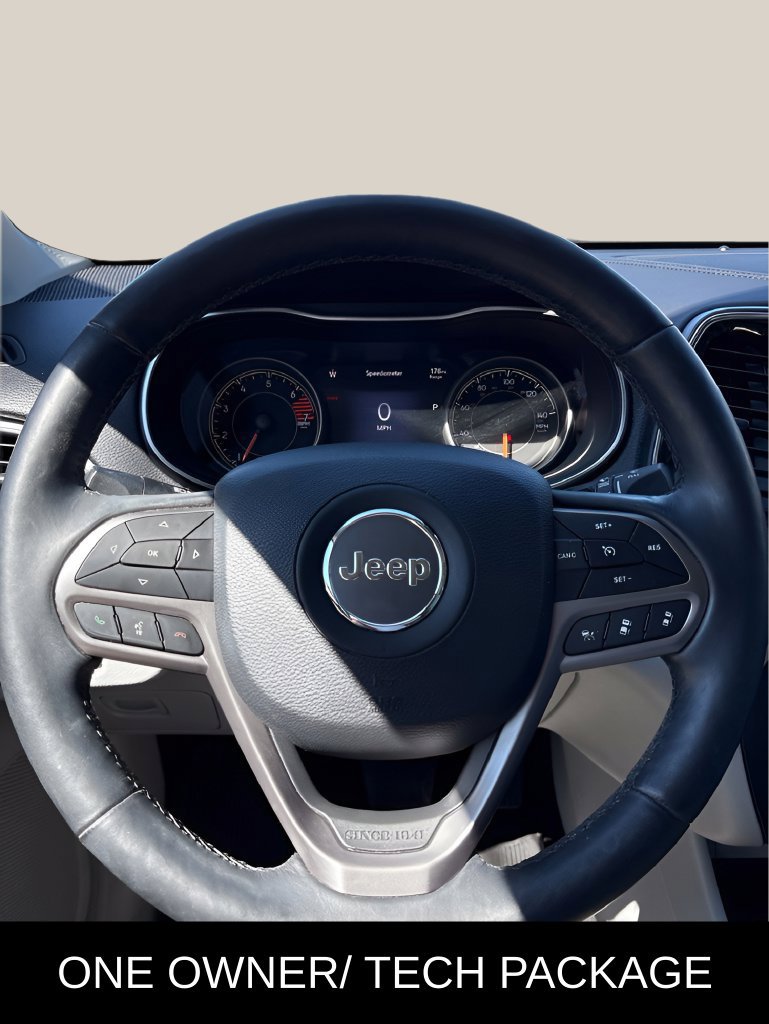 Used 2019 Jeep Cherokee Limited w/ Technology Group FWD image 23