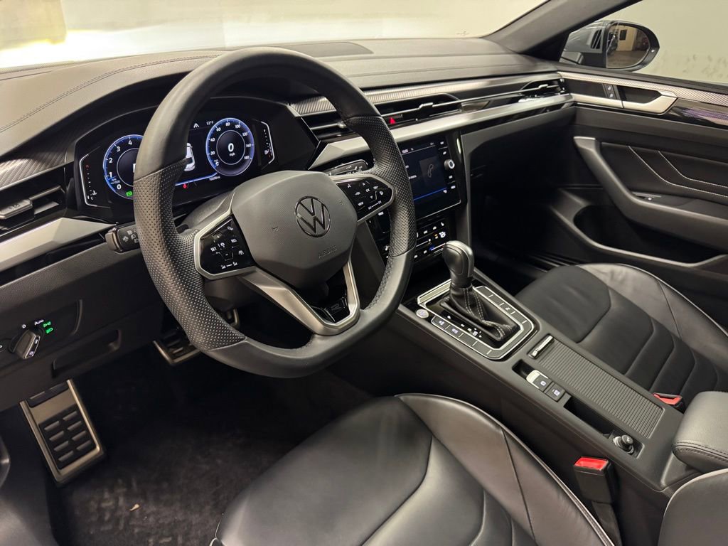 Used 2023 Volkswagen Arteon SEL image 16