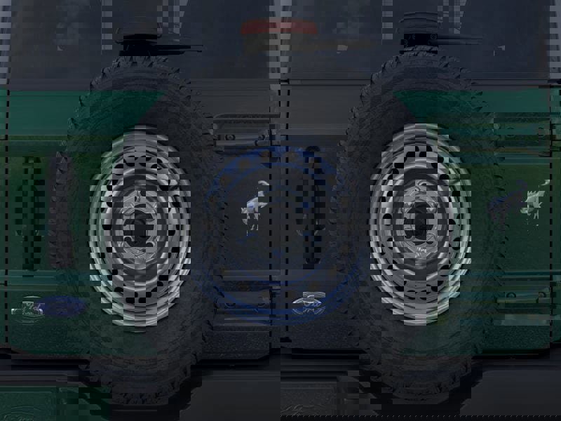 New 2025 Ford Bronco 4-Door image 24