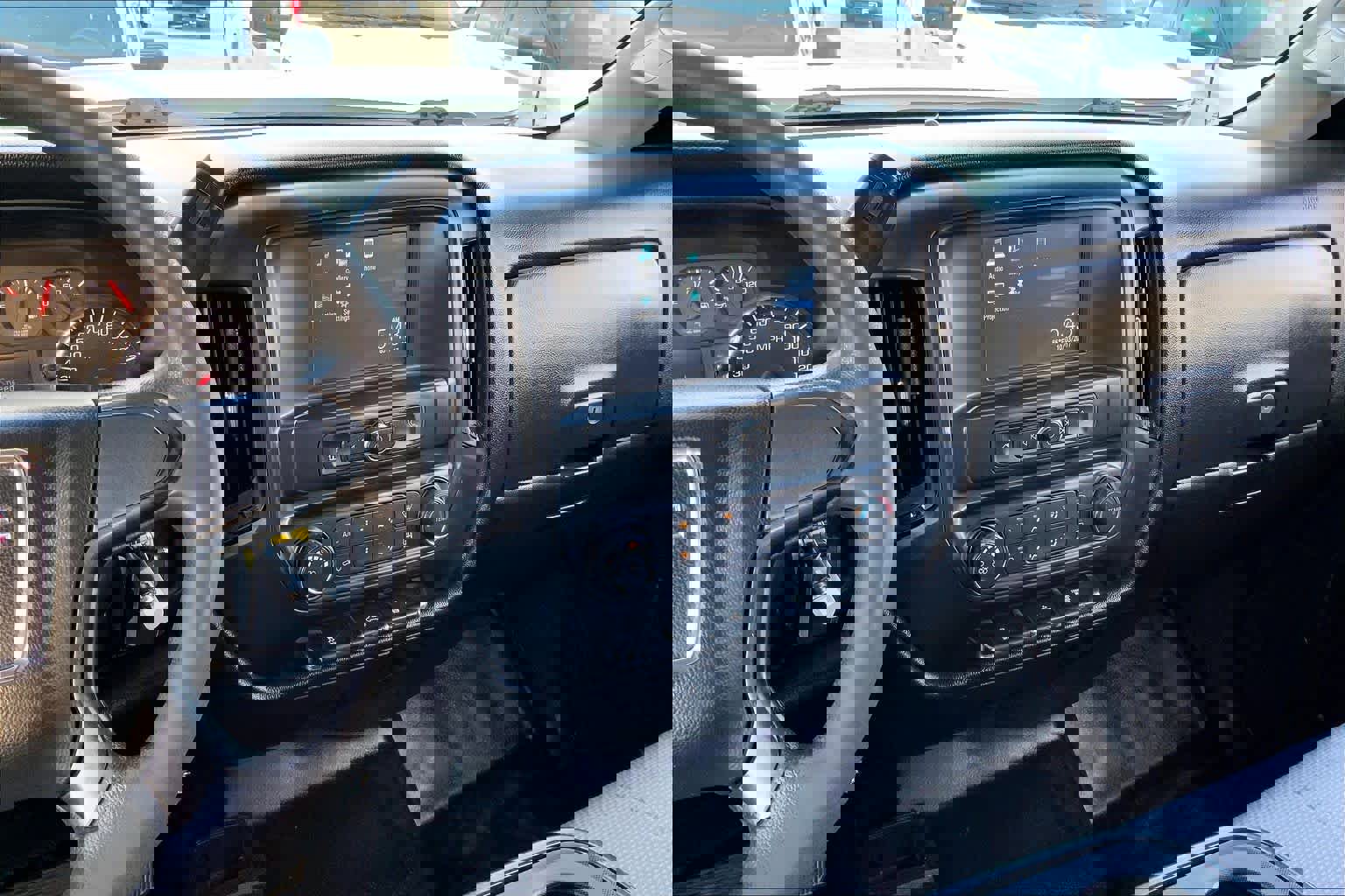 Used 2018 GMC Sierra 2500 4x4 Crew Cab w/ Sierra Convenience Package image 6