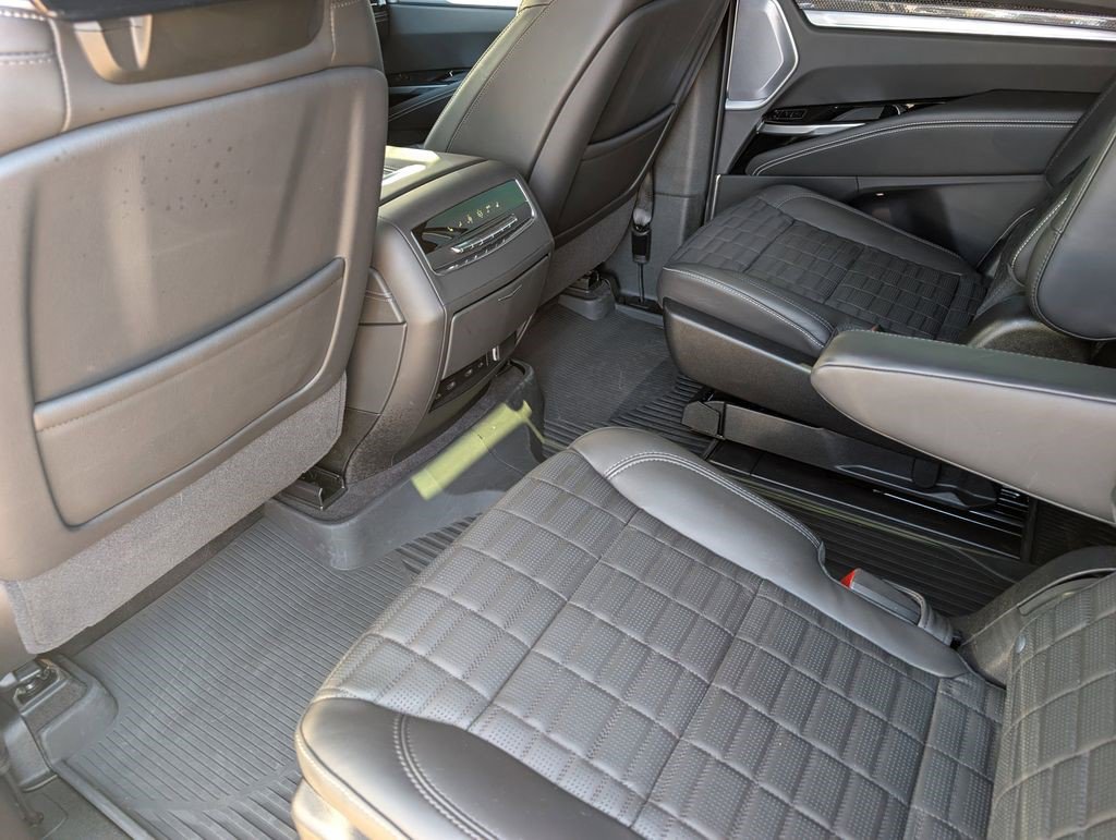 Certified 2026 Cadillac Escalade V w/ LPO, ONYX Package image 16