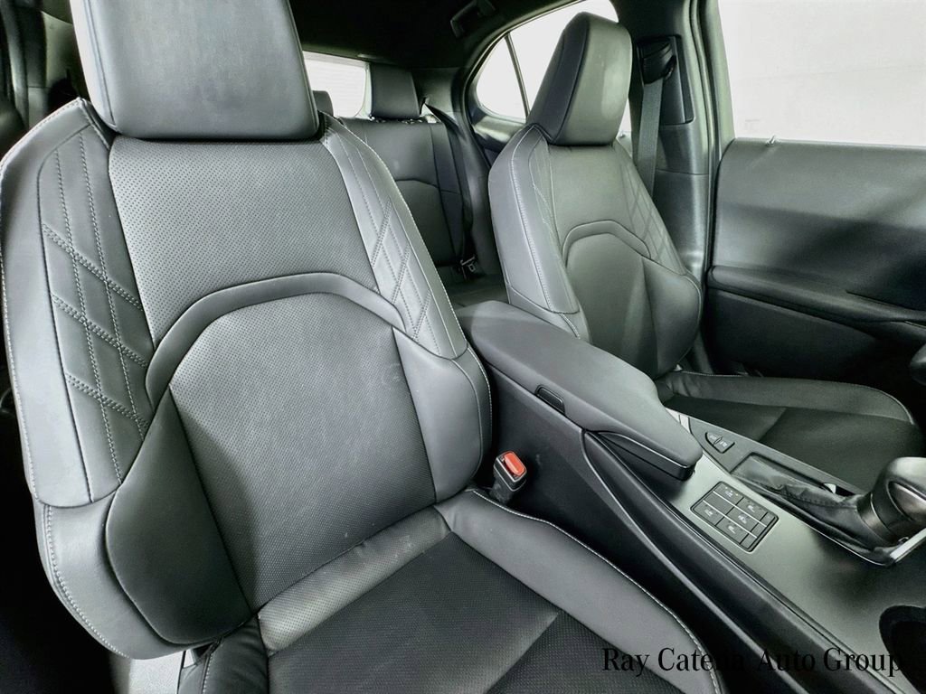 Certified 2023 Lexus UX 250h AWD w/ Accessory Package (Z2) image 31