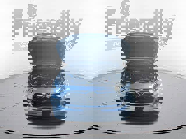 Used 2023 Toyota Highlander XLE image 35