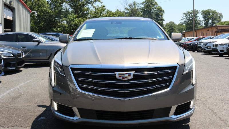 Used 2018 Cadillac XTS Luxury w/ Driver Awareness Package FWD image 2
