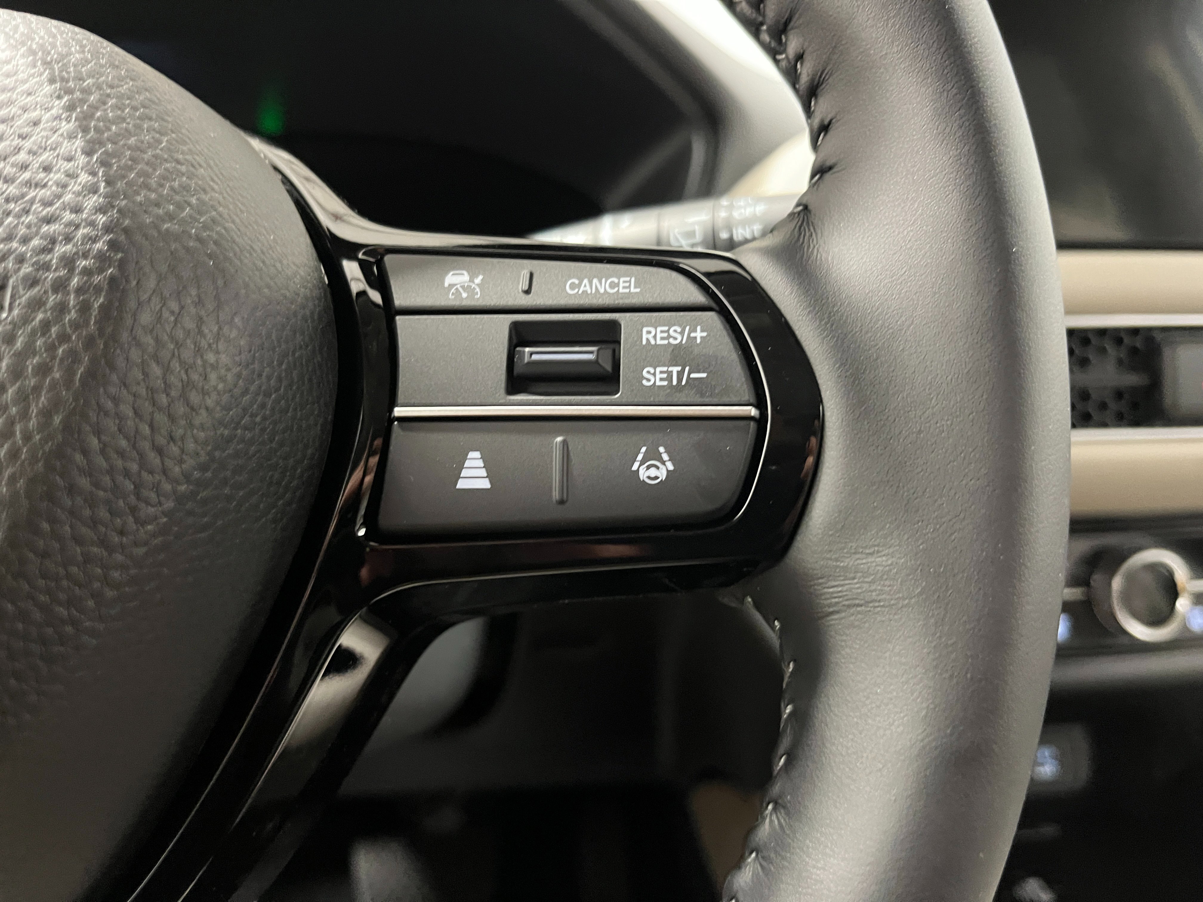 New 2026 Honda HR-V EX-L image 18