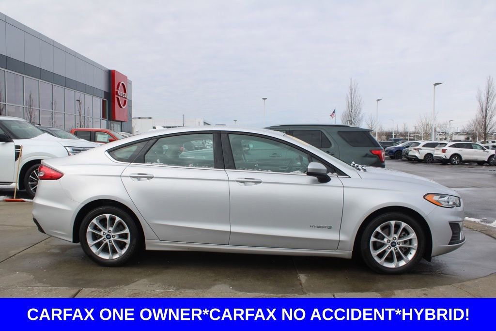 Used 2019 Ford Fusion SE image 6