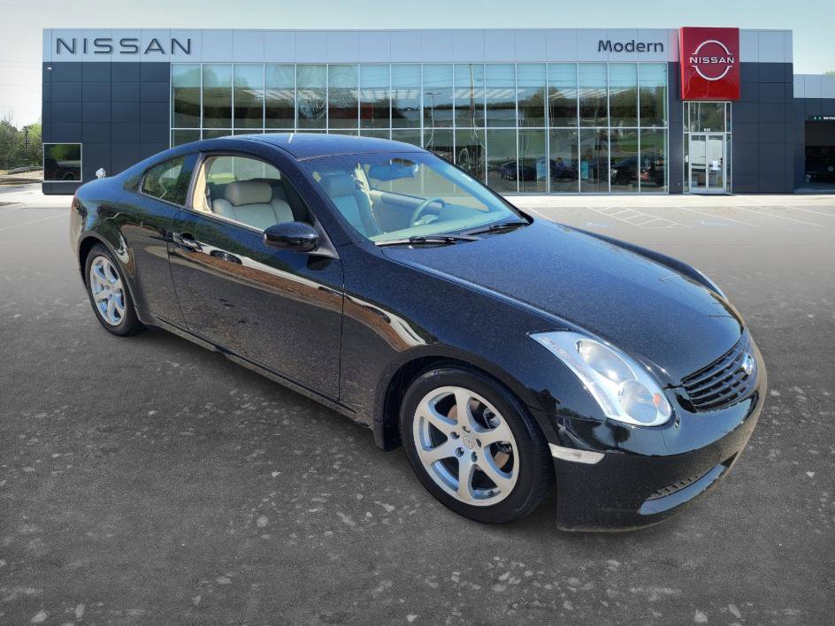 Used 2004 INFINITI G35 Coupe w/ Premium Pkg image 3