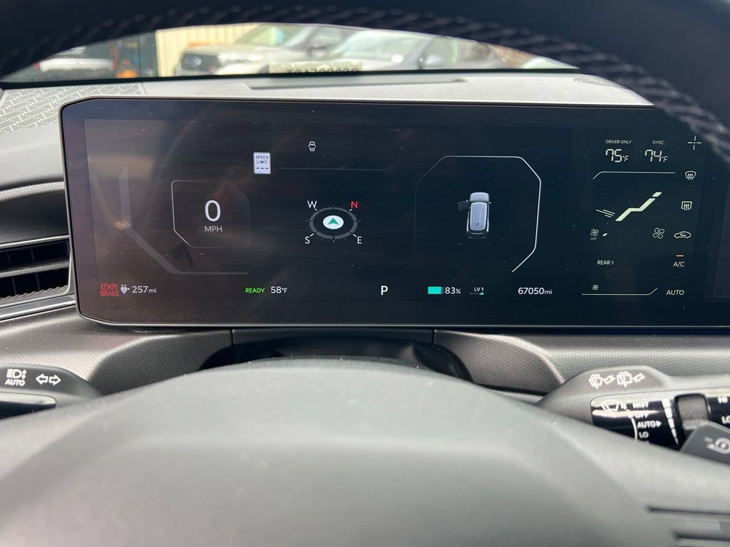 Certified 2024 Kia EV9 GT-Line AWD/4WD image 20