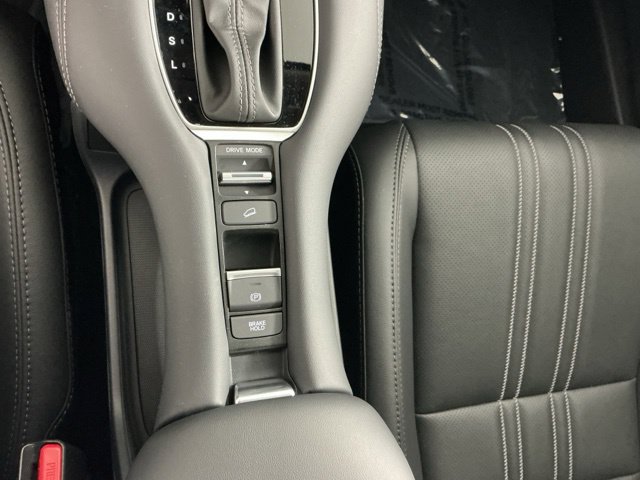 Certified 2027 Honda HR-V EX-L image 17