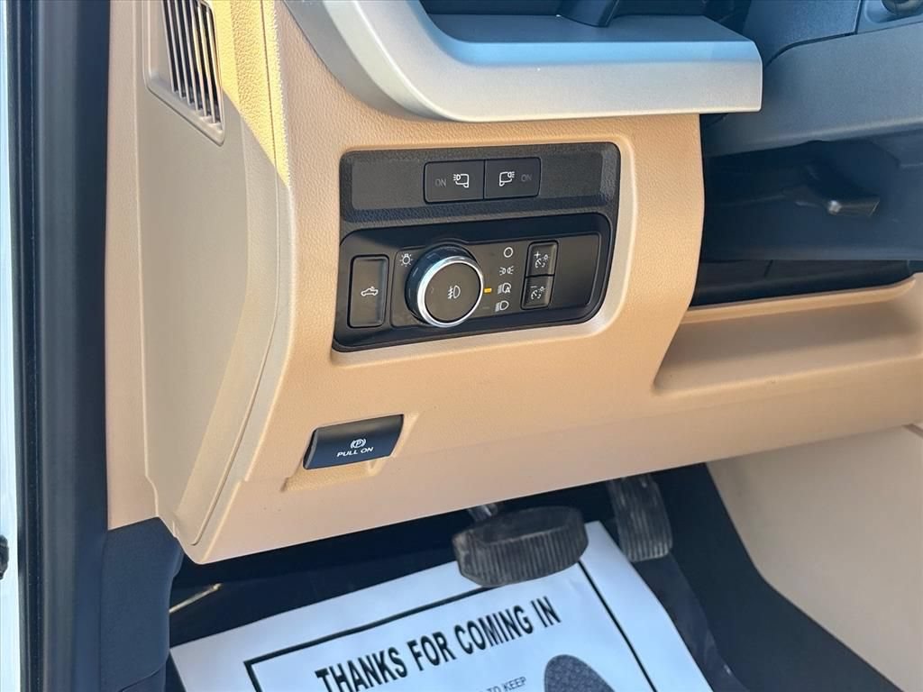 Used 2024 Ford F450 XLT w/ FX4 Off-Road Package AWD/4WD image 27