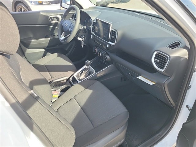 New 2026 Hyundai Venue SE image 15