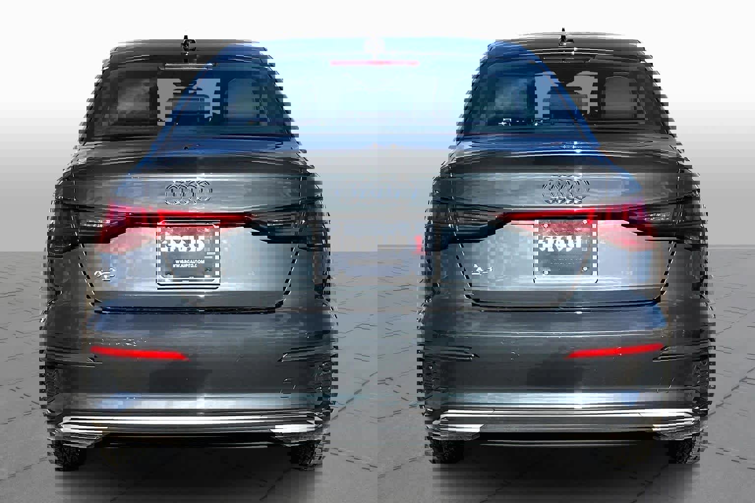 Used 2024 Audi A3 2.0T Premium image 5