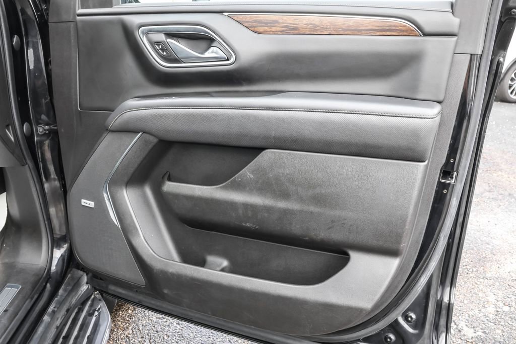 Used 2021 Chevrolet Tahoe Premier w/ Premium Package AWD/4WD image 47