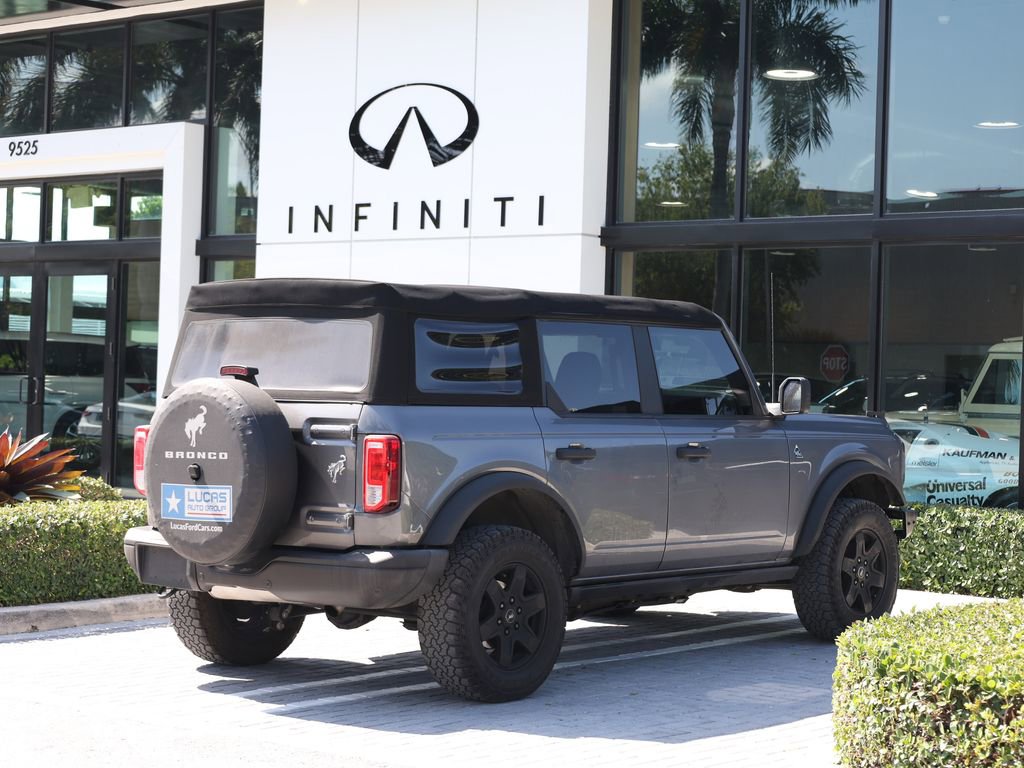 Used 2022 Ford Bronco Black Diamond AWD/4WD image 4
