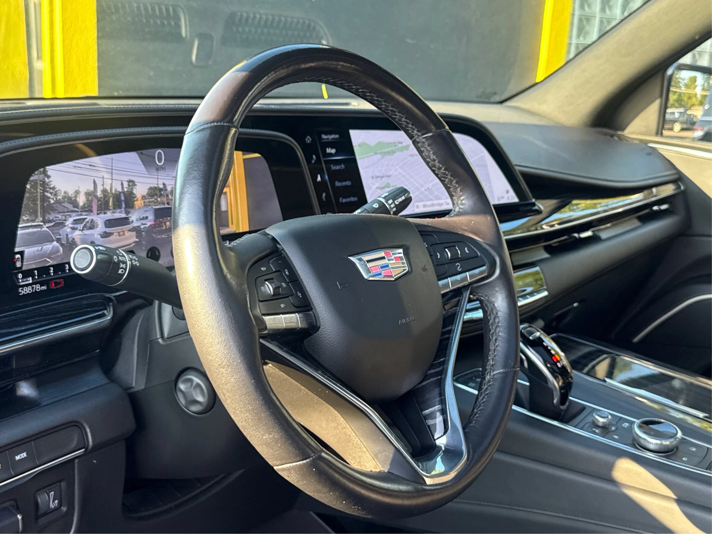 Used 2021 Cadillac Escalade ESV Sport w/ LPO, ONYX Package AWD/4WD image 16