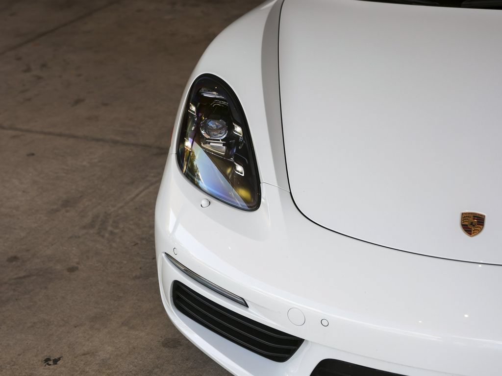 Certified 2025 Porsche 718 Cayman S RWD image 12