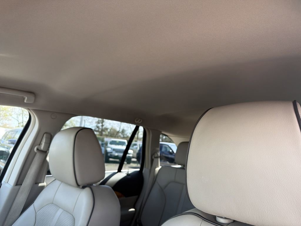 Used 2013 Lincoln MKX AWD image 27
