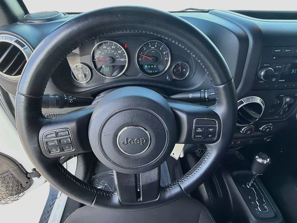 Used 2017 Jeep Wrangler Unlimited Sahara w/ Connectivity Group AWD/4WD image 33