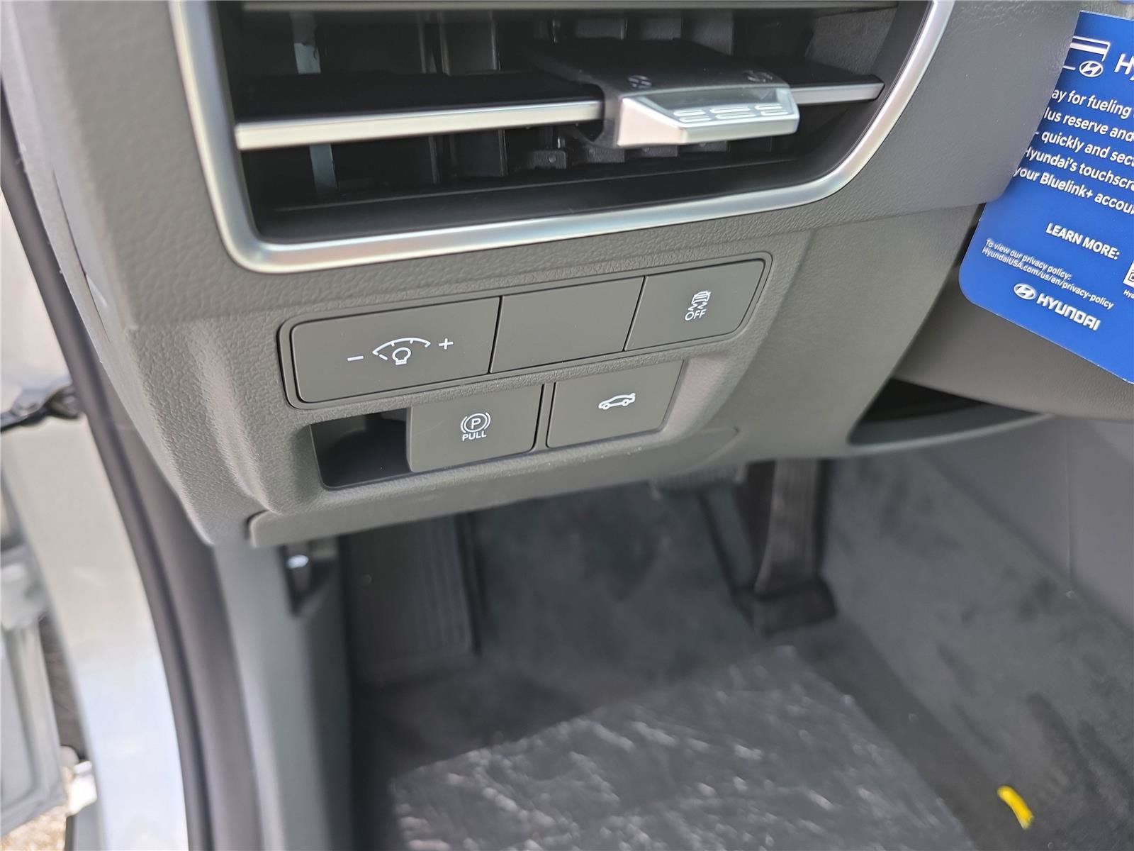 New 2026 Hyundai Sonata SEL FWD image 12