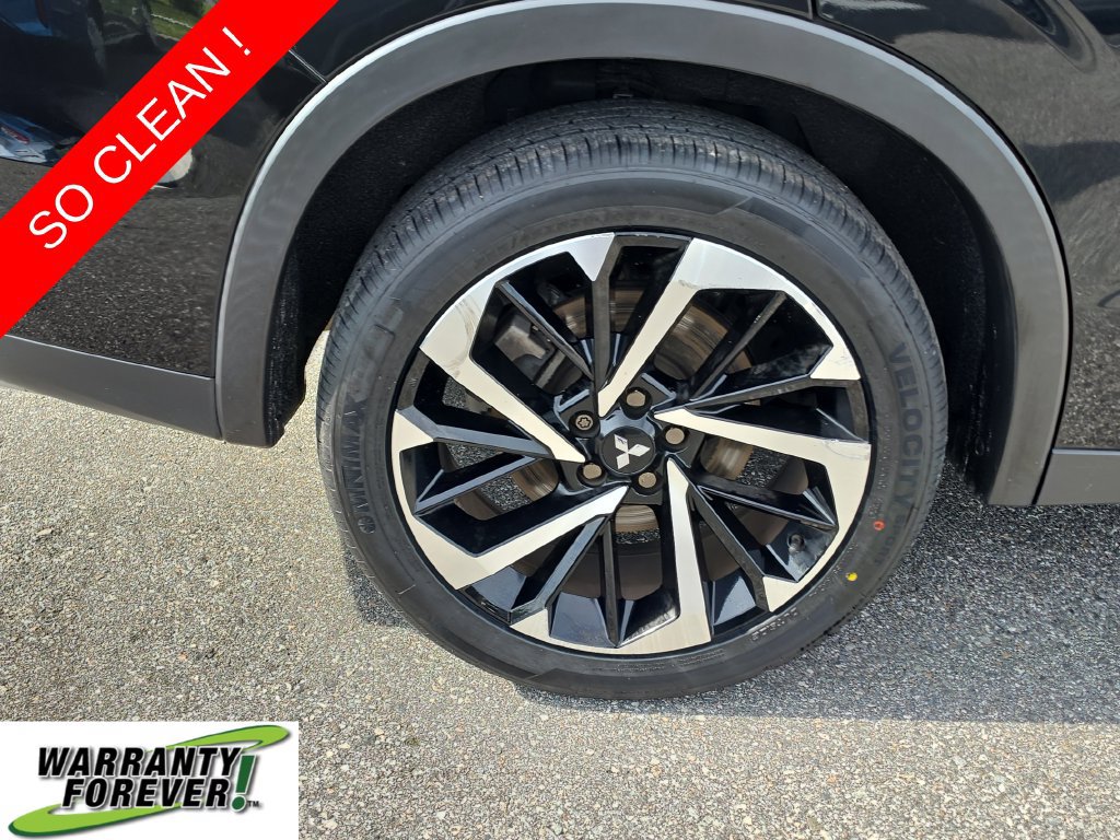 Used 2023 Mitsubishi Outlander SE FWD image 5