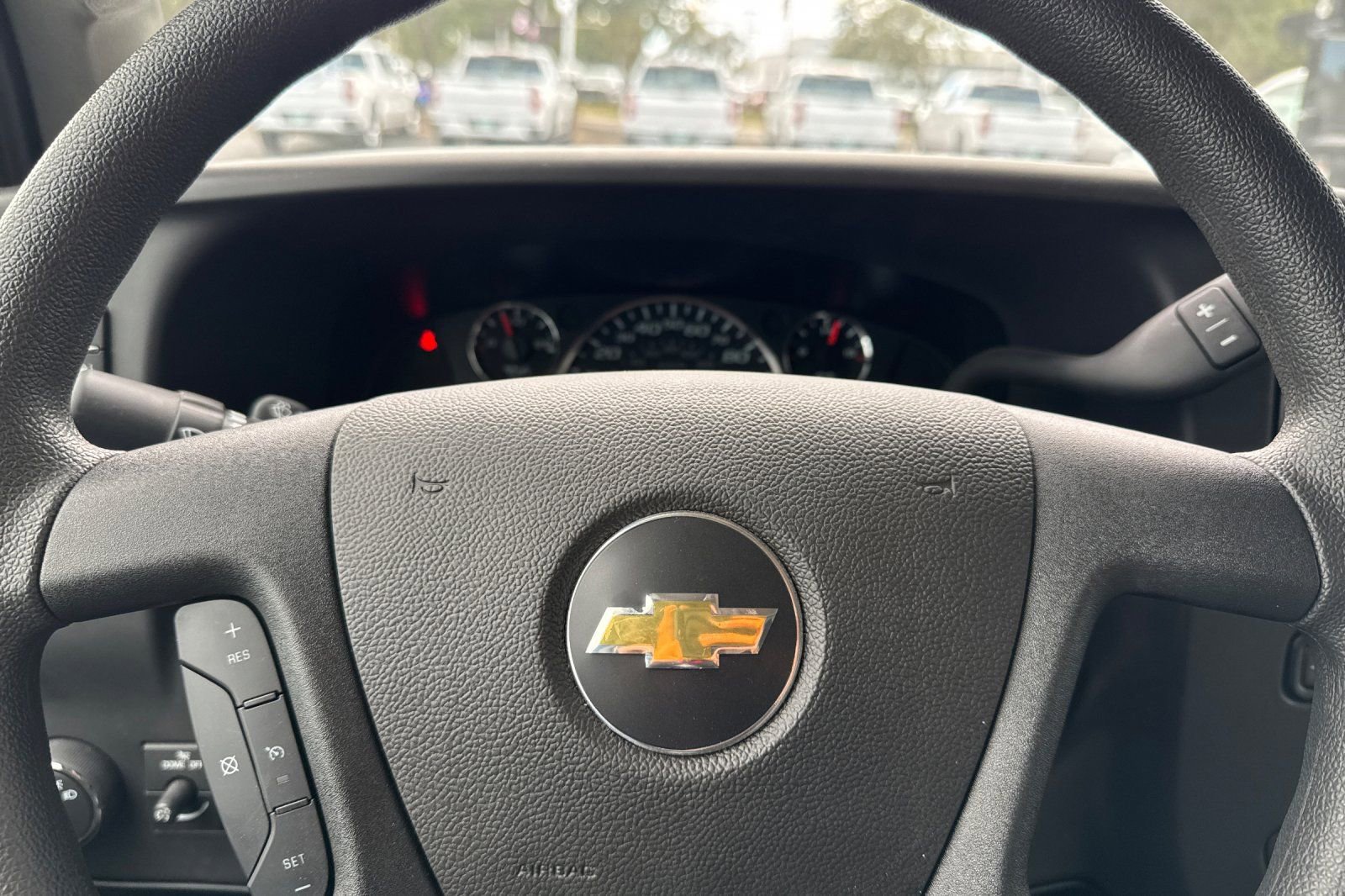 New 2024 Chevrolet Express 3500 w/ Power Convenience Package image 19