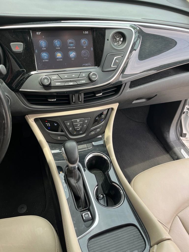 Used 2017 Buick Envision Essence FWD image 20