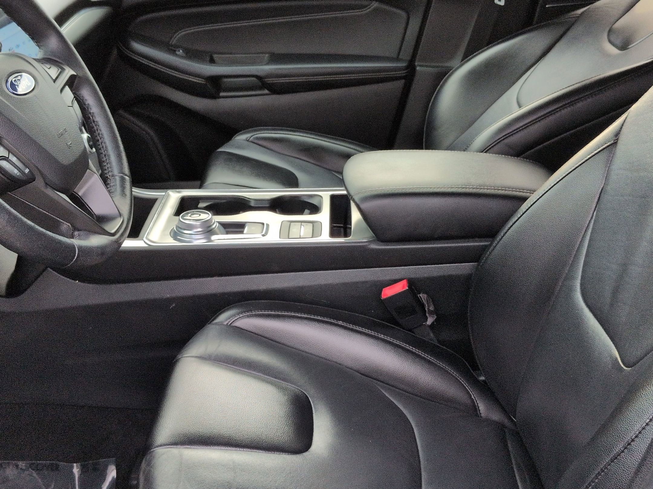 Certified 2022 Ford Edge Titanium AWD/4WD image 14
