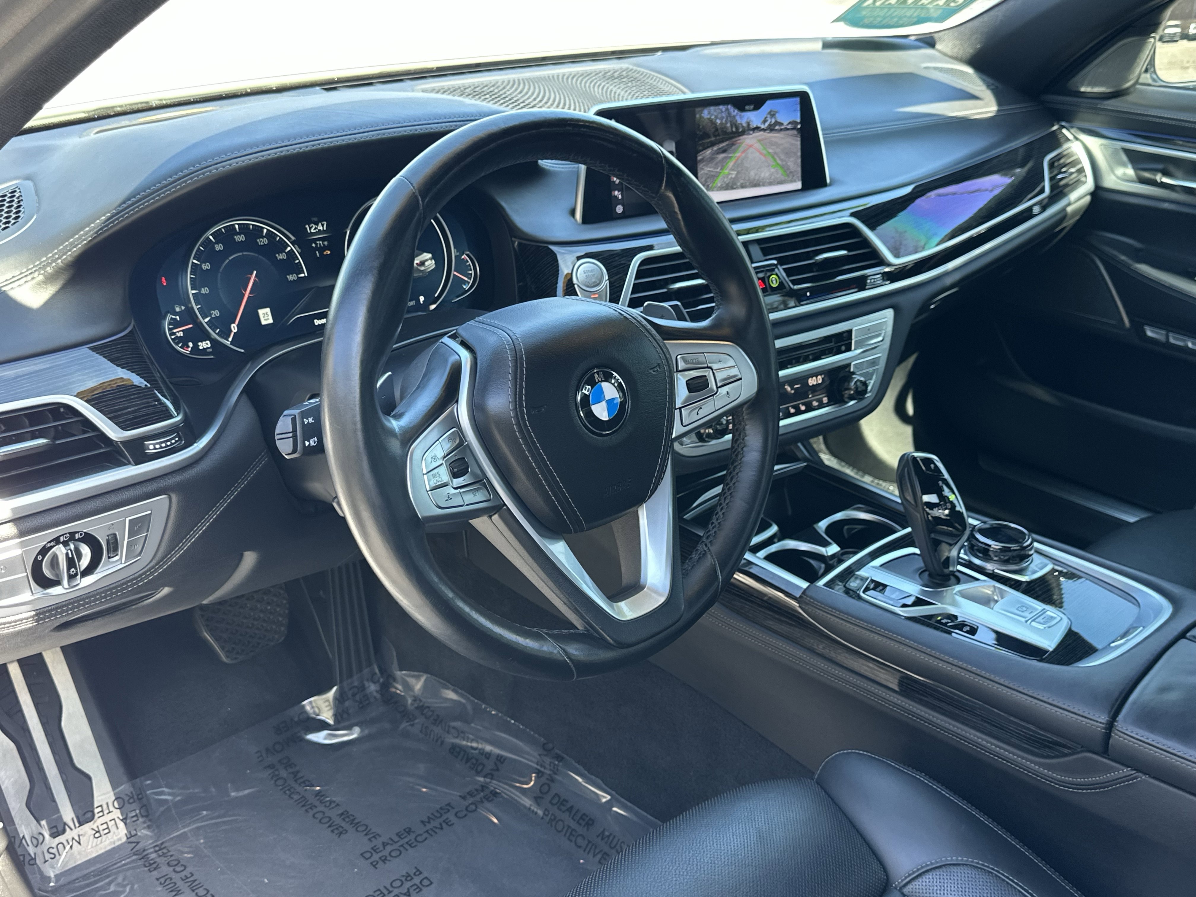Used 2018 BMW 750i image 21