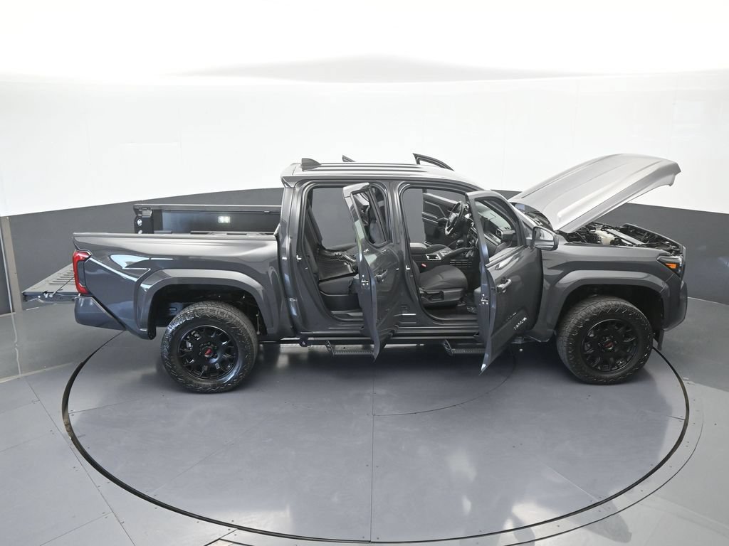 Used 2025 Toyota Tacoma SR5 RWD image 75