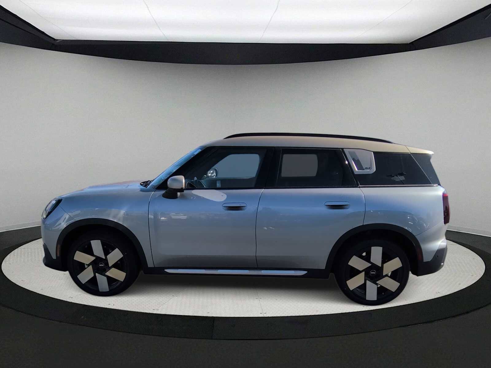 New 2025 MINI Cooper Countryman S image 5