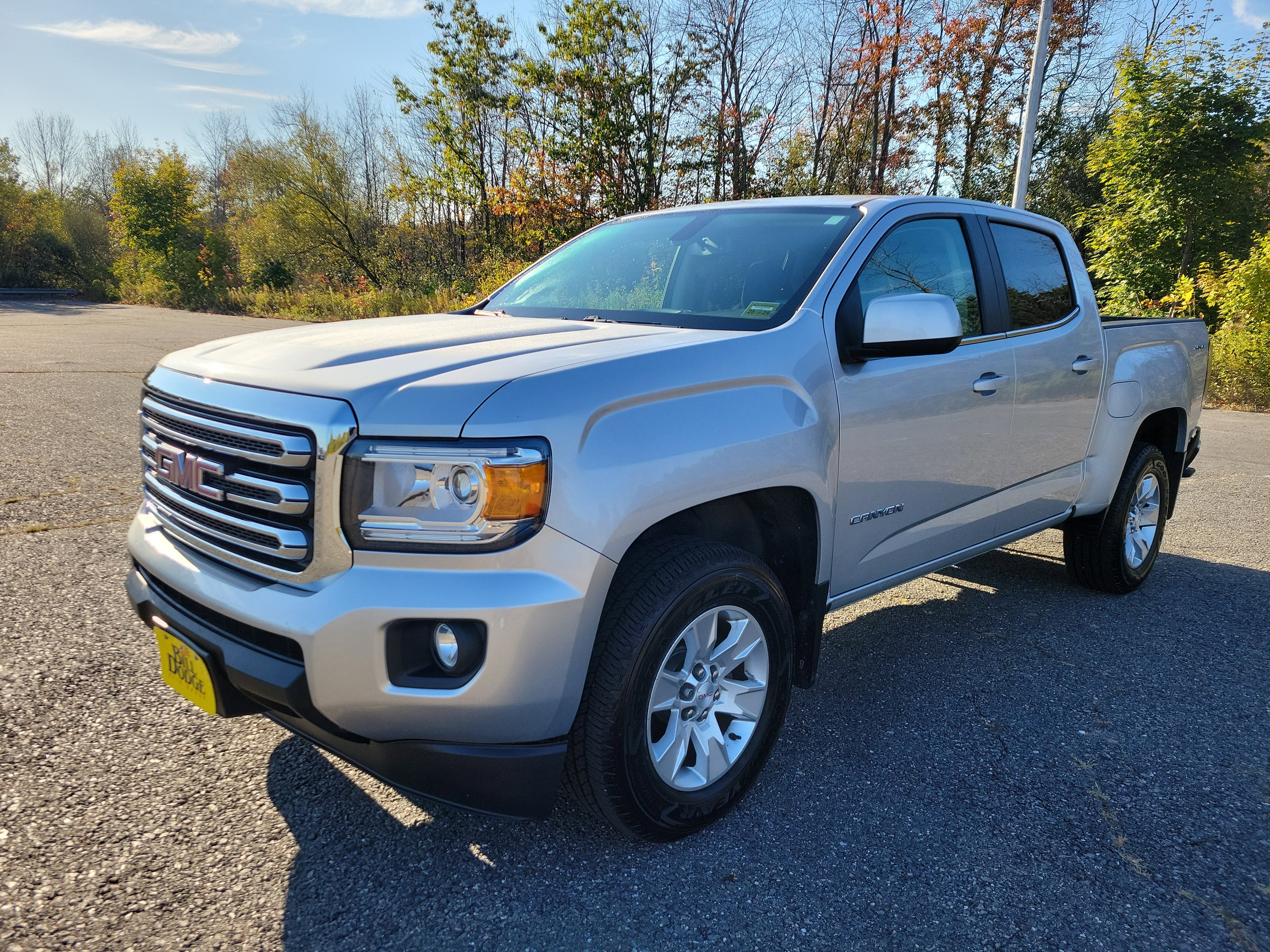 Used 2018 GMC Canyon SLE w/ SLE Convenience Package