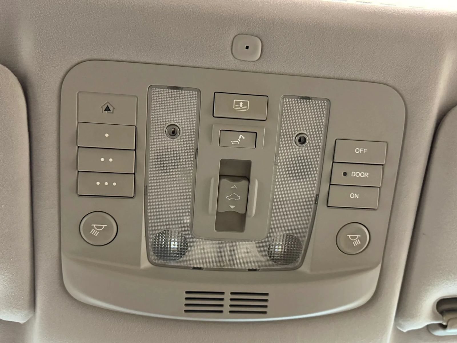 Used 2010 Acura RL AWD/4WD image 34