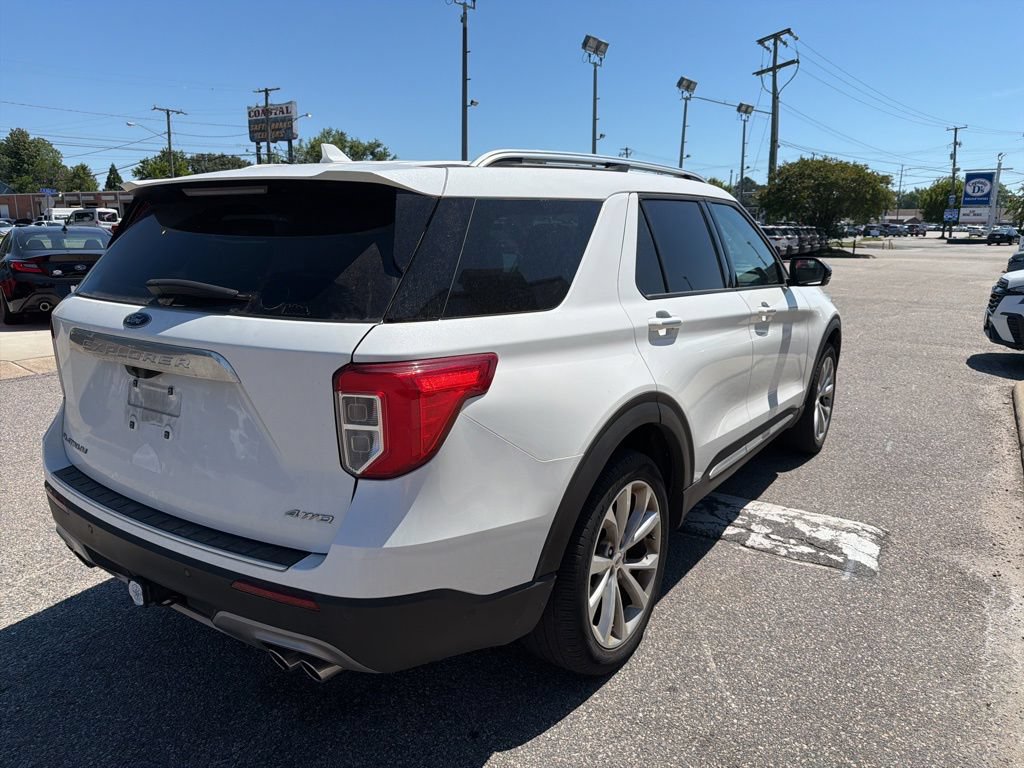 Used 2021 Ford Explorer Platinum w/ Equipment Group 601A AWD/4WD image 6