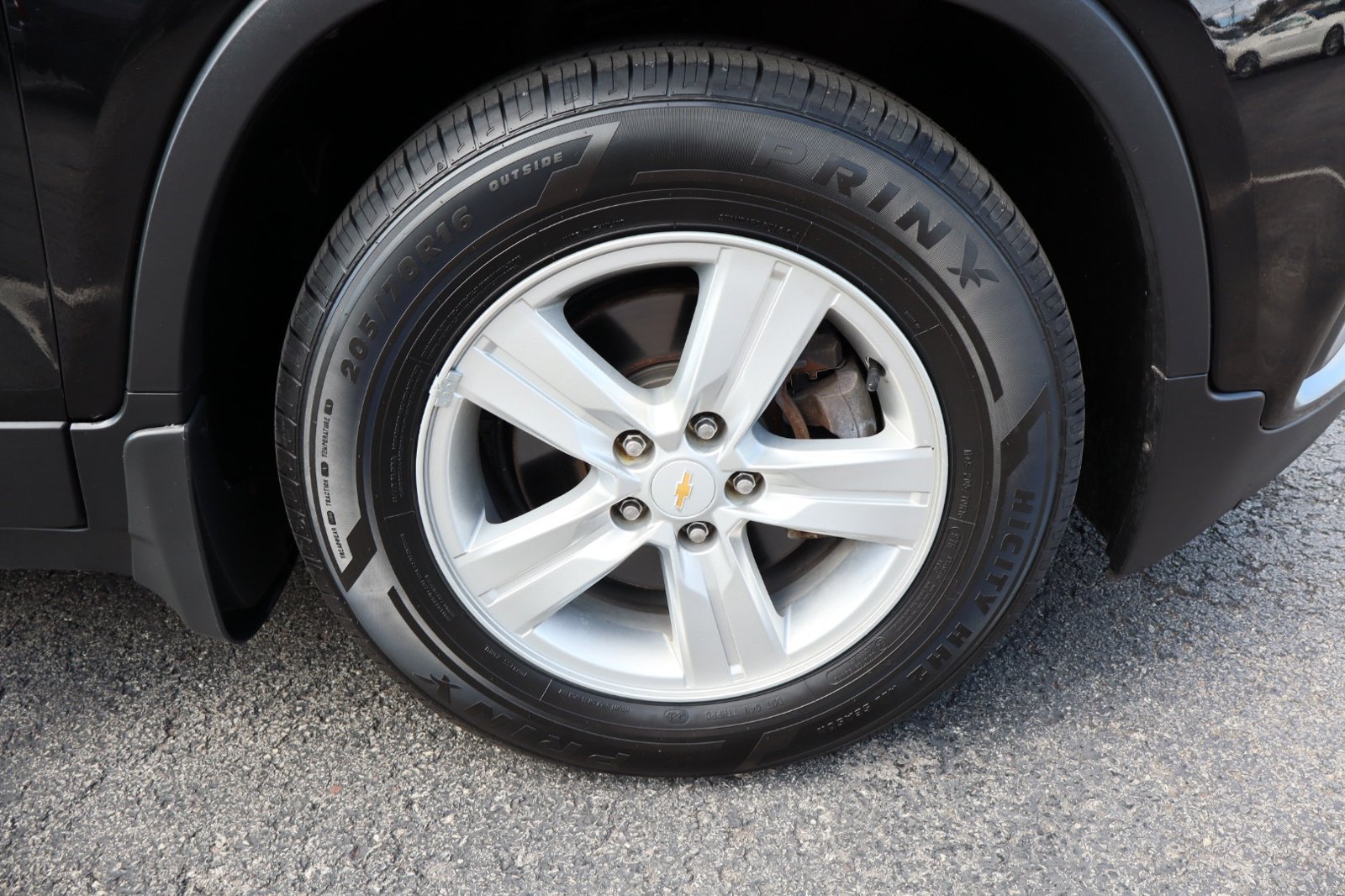 Used 2020 Chevrolet Trax LS w/ LPO, Protection Package FWD image 36